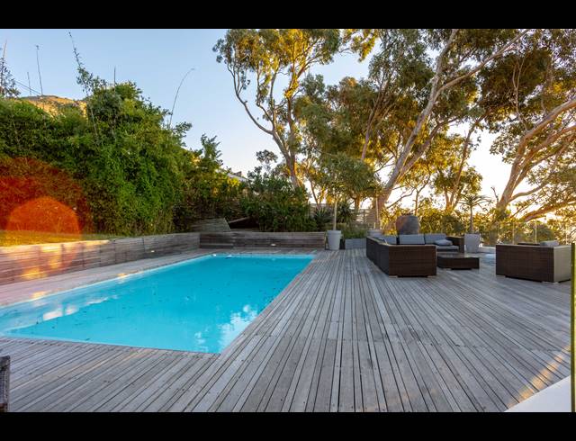 8 BEDROOM HOUSE FOR SALE IN LLANDUDNO